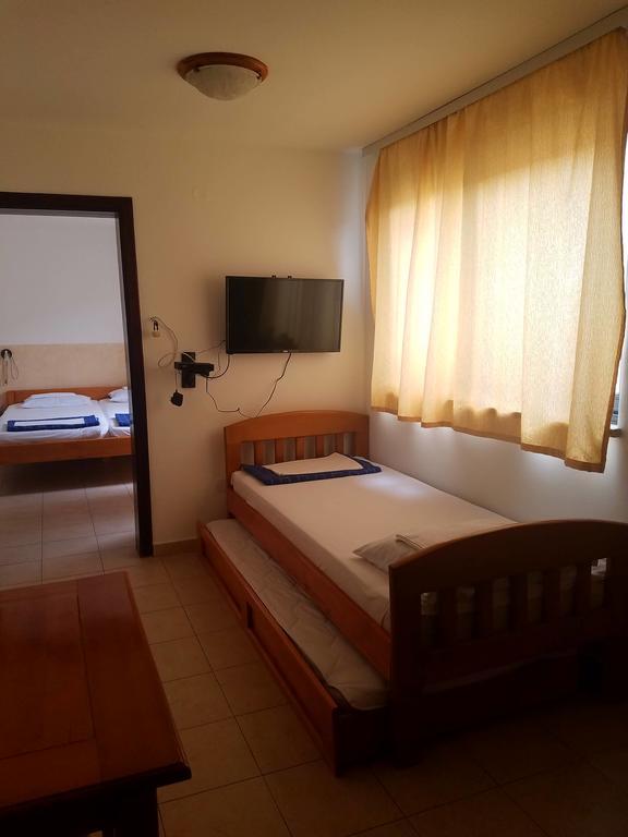 Vlsb Apartments Petrovac Luaran gambar